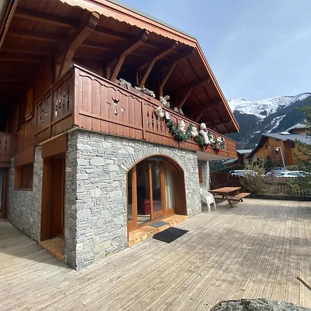 Casa-chalet Du Merle 1 : Refuge Alpin à Champagny *