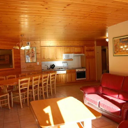 Casa-chalet Du Merle 1 : Refuge Alpin à Champagny Chalé