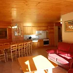 Casa-chalet Du Merle 1 : Refuge Alpin à Champagny Chalé