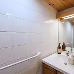 Casa-chalet Du Merle 1 : Refuge Alpin à Champagny Chalé