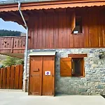 Chalé Casa-chalet Du Merle 1 : Refuge Alpin à Champagny *